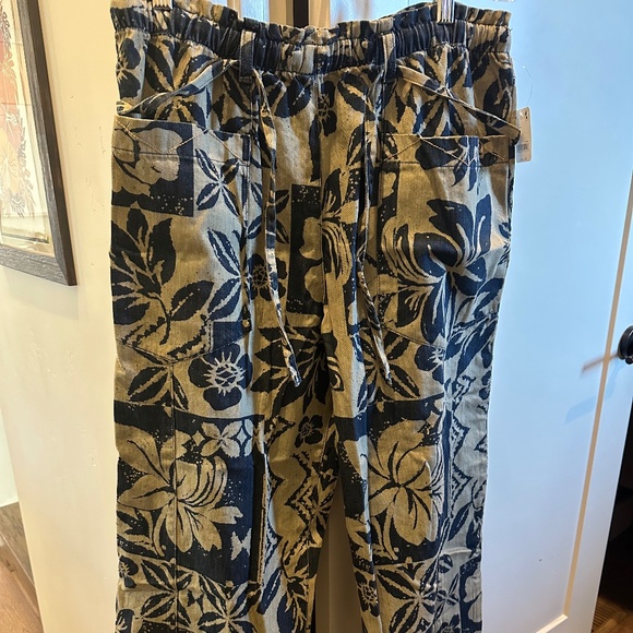 Free People - We The Free Mirage Printed Pull-On Jeans, color: Fleurie - Picture 3 of 10